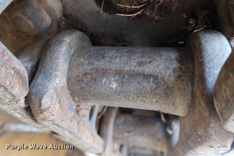 image for item DG3327 1973 Caterpillar 977L track loader