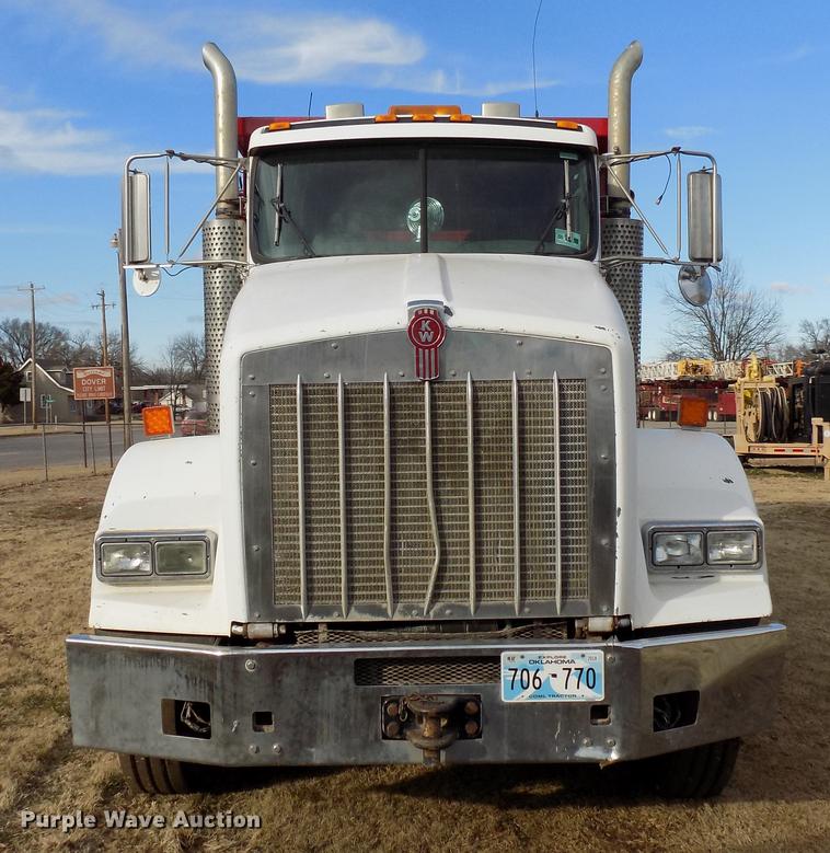 image for item DG3328 2007 Kenworth T800 dump truck