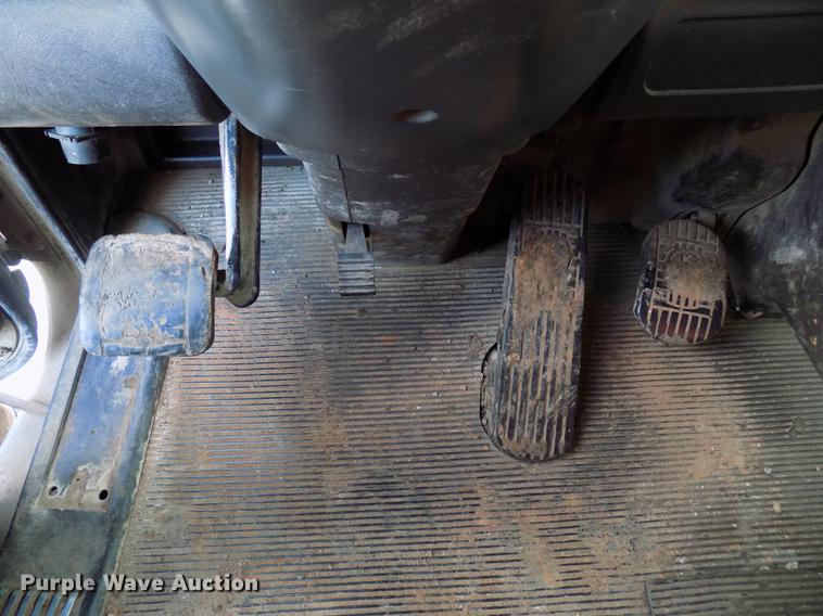 image for item DG3328 2007 Kenworth T800 dump truck