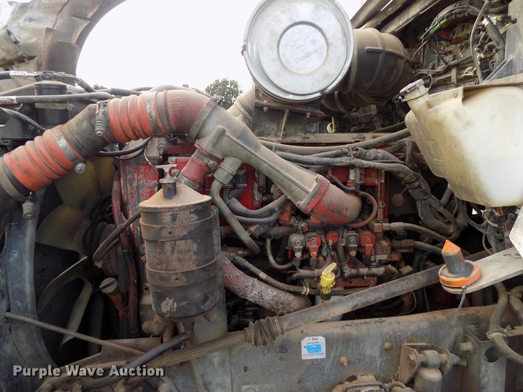 image for item DG3328 2007 Kenworth T800 dump truck