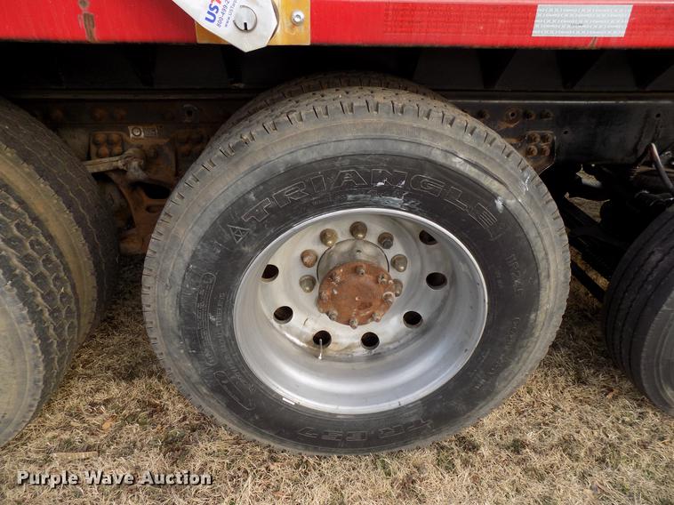 image for item DG3328 2007 Kenworth T800 dump truck