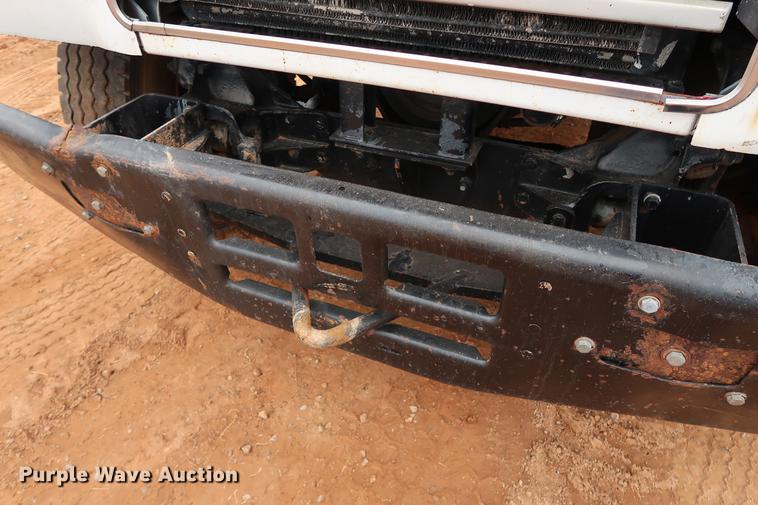 image for item DG3336 1992 Mack RD688S vacuum truck