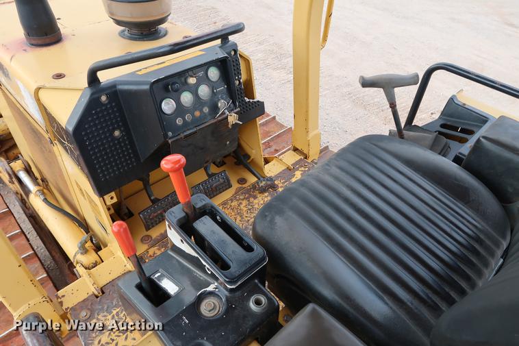 image for item DG3338 1997 John Deere 650G LGP Series IV dozer