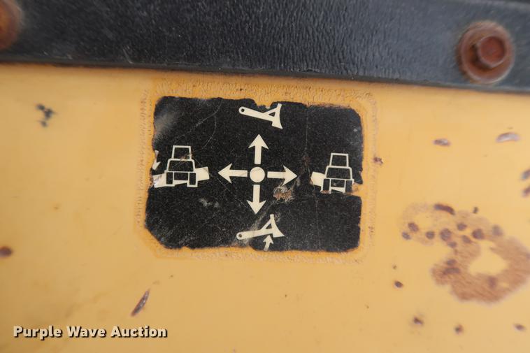 image for item DG3338 1997 John Deere 650G LGP Series IV dozer