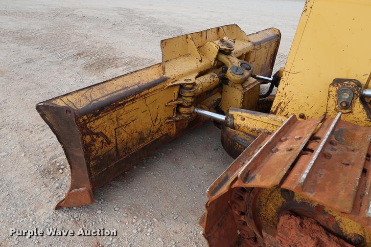 image for item DG3338 1997 John Deere 650G LGP Series IV dozer