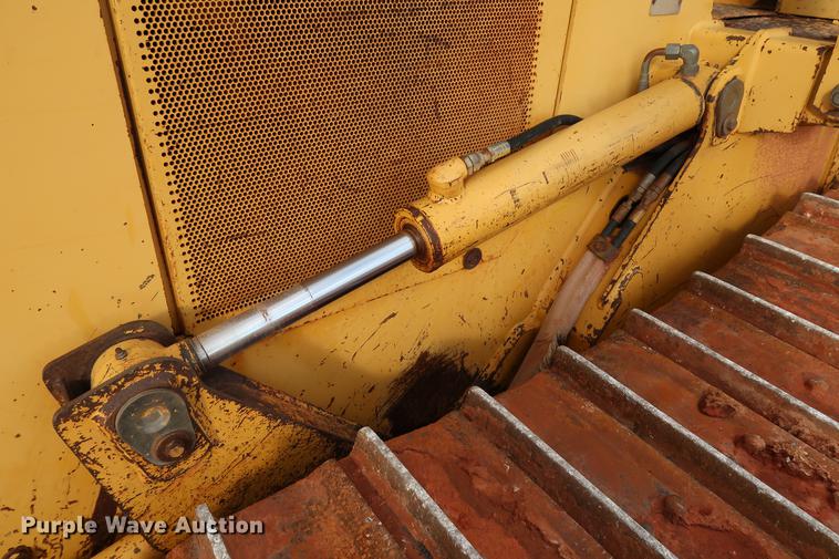 image for item DG3338 1997 John Deere 650G LGP Series IV dozer