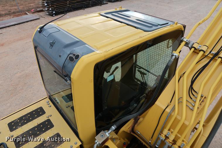 image for item DG3339 2012 Komatsu PC200LC-8 excavator