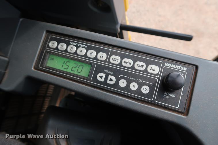 image for item DG3339 2012 Komatsu PC200LC-8 excavator