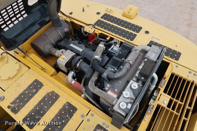 image for item DG3339 2012 Komatsu PC200LC-8 excavator