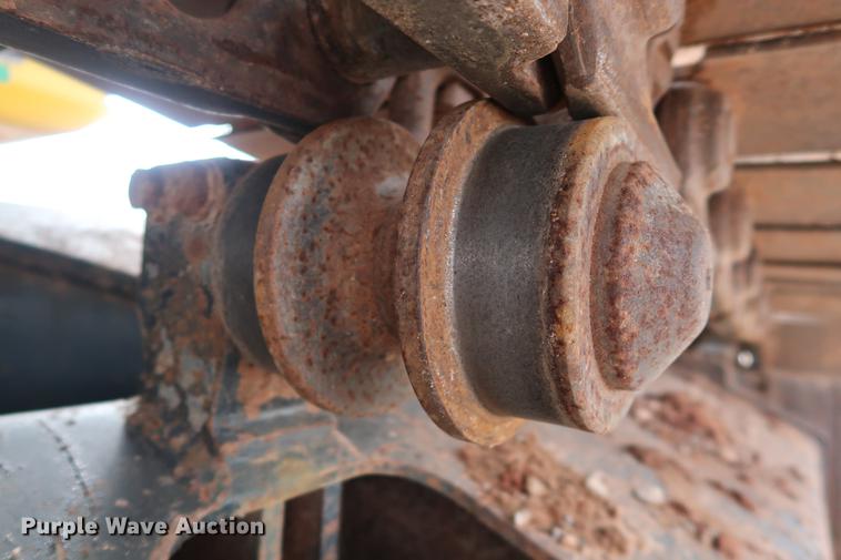 image for item DG3339 2012 Komatsu PC200LC-8 excavator