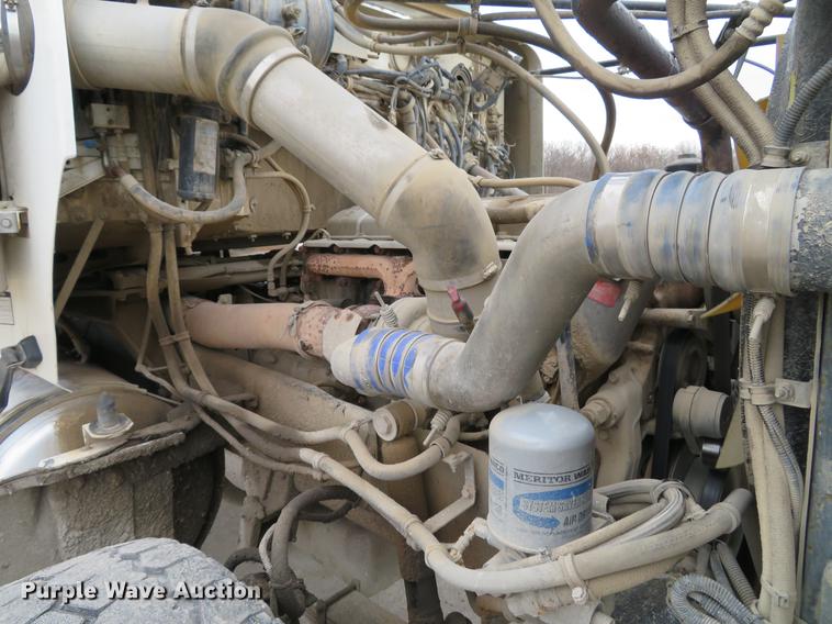 image for item DG3816 2004 Western Star 4900FA dump truck