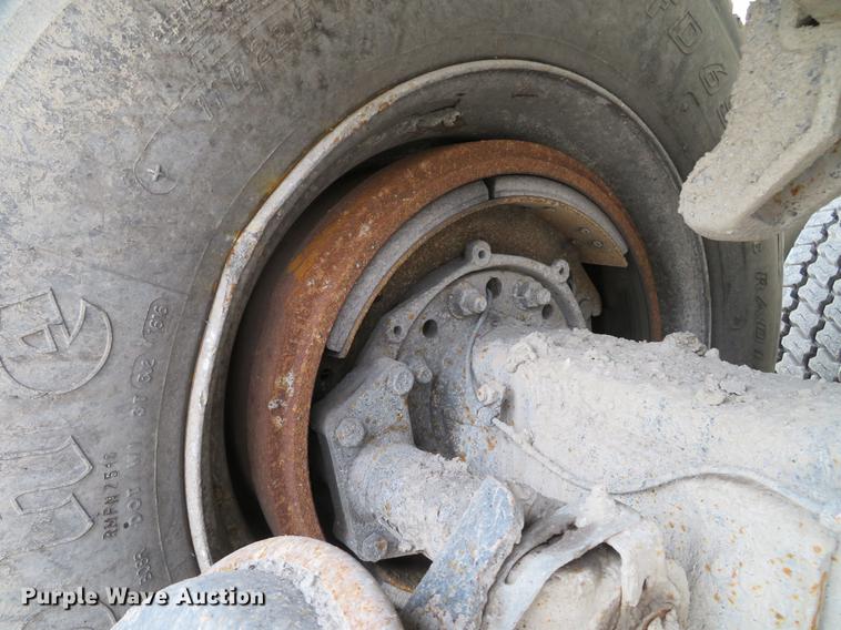 image for item DG3816 2004 Western Star 4900FA dump truck