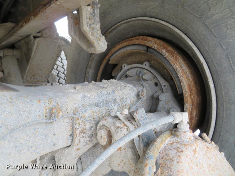 image for item DG3816 2004 Western Star 4900FA dump truck