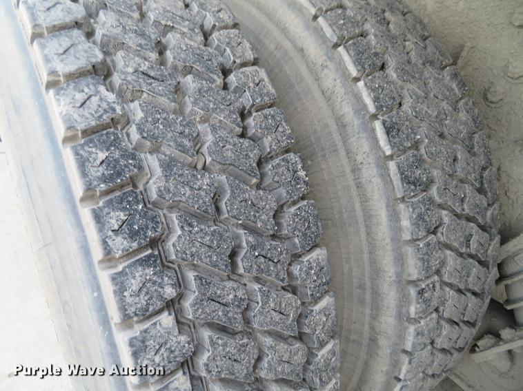 image for item DG3816 2004 Western Star 4900FA dump truck