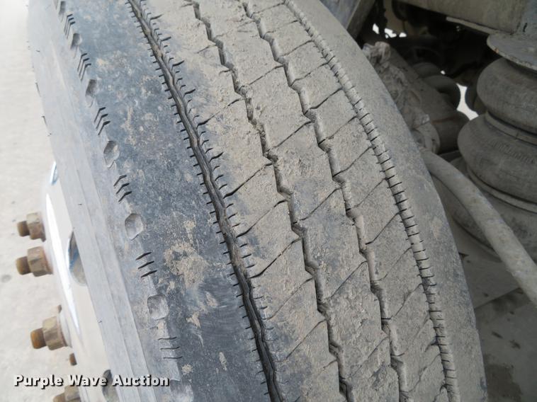 image for item DG3816 2004 Western Star 4900FA dump truck