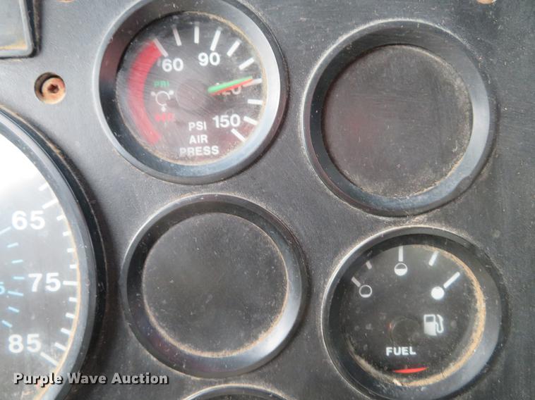 image for item DG3819 1995 Mack CH613 dump truck