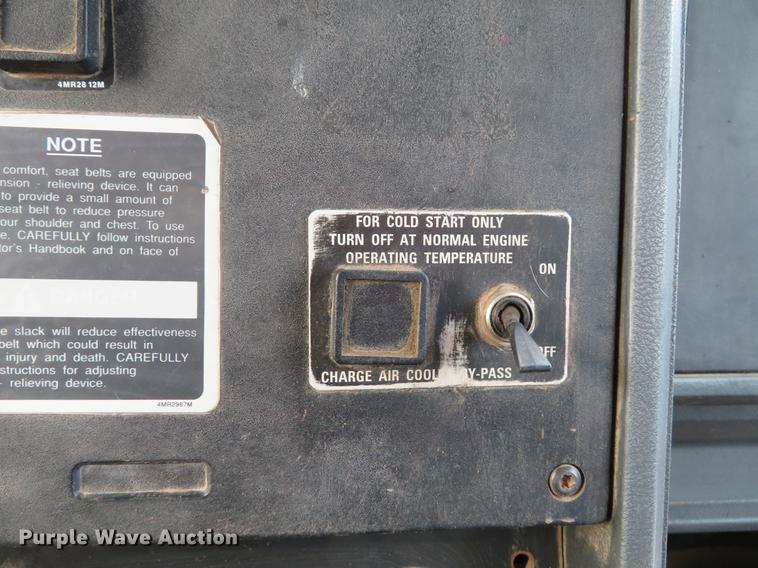 image for item DG3819 1995 Mack CH613 dump truck