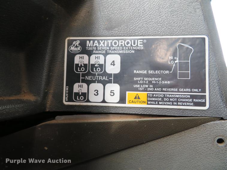 image for item DG3819 1995 Mack CH613 dump truck