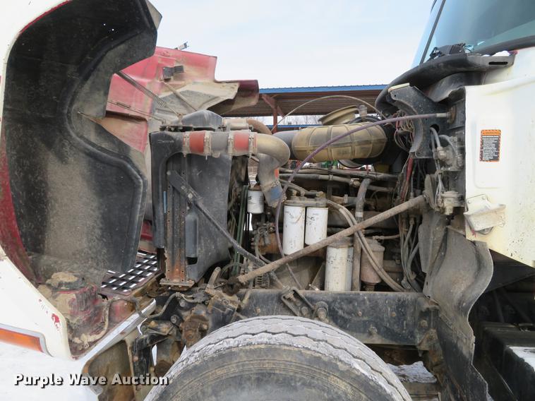 image for item DG3819 1995 Mack CH613 dump truck