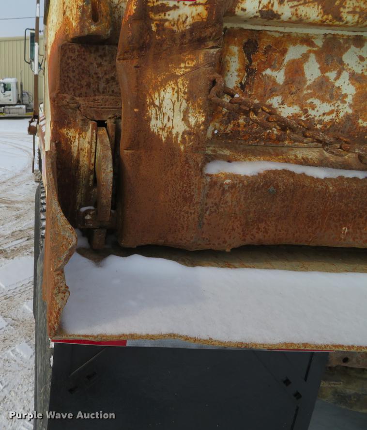 image for item DG3819 1995 Mack CH613 dump truck