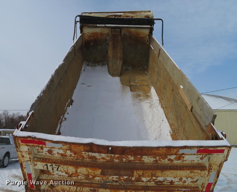 image for item DG3819 1995 Mack CH613 dump truck