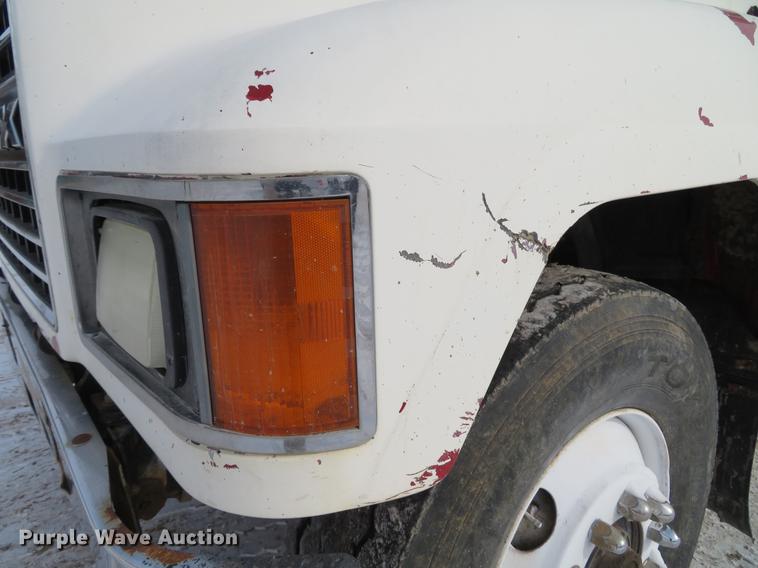 image for item DG3819 1995 Mack CH613 dump truck