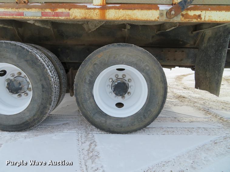 image for item DG3819 1995 Mack CH613 dump truck