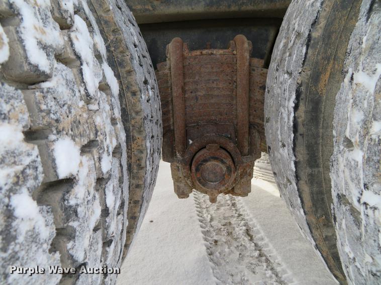 image for item DG3819 1995 Mack CH613 dump truck