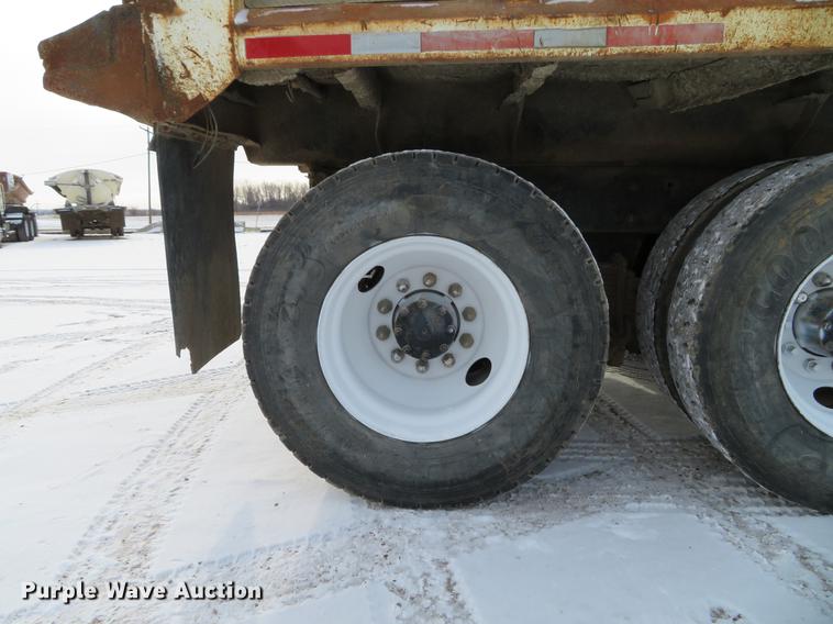 image for item DG3819 1995 Mack CH613 dump truck