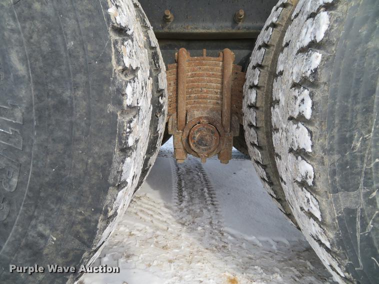 image for item DG3819 1995 Mack CH613 dump truck