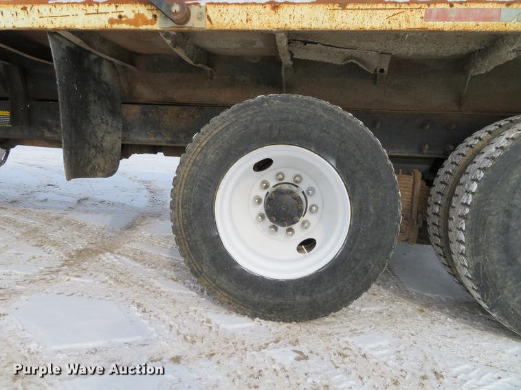 image for item DG3819 1995 Mack CH613 dump truck