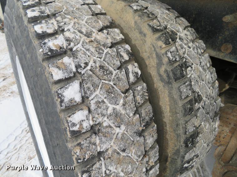 image for item DG3819 1995 Mack CH613 dump truck