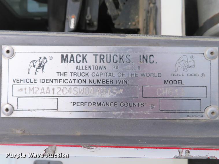 image for item DG3819 1995 Mack CH613 dump truck