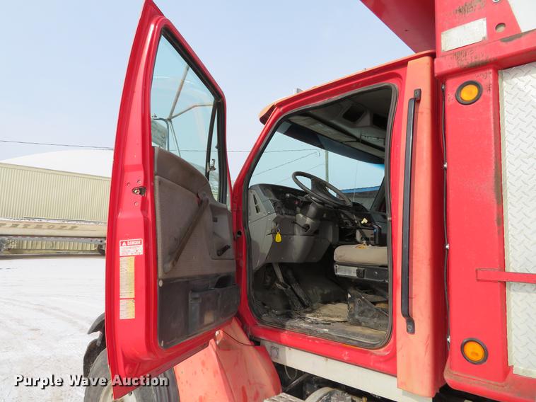 image for item DG3820 2000 Sterling LT9500 dump truck