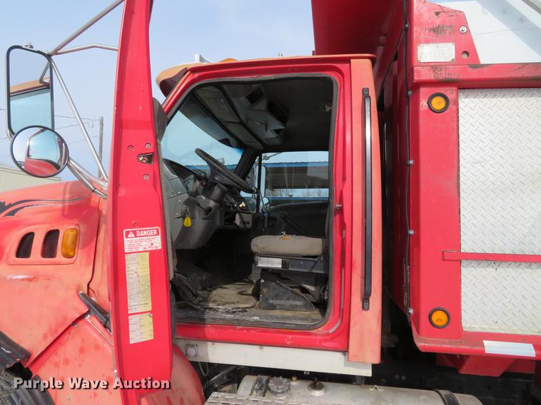 image for item DG3820 2000 Sterling LT9500 dump truck