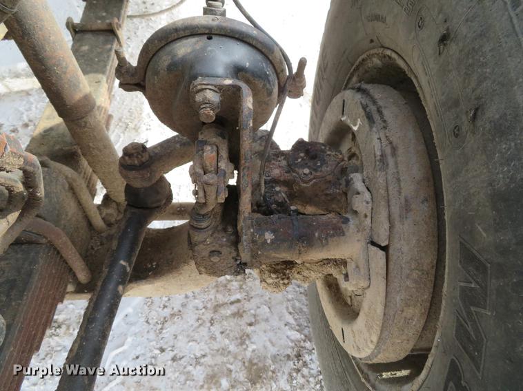 image for item DG3820 2000 Sterling LT9500 dump truck