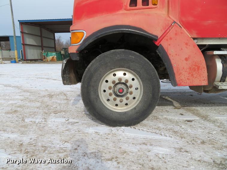 image for item DG3820 2000 Sterling LT9500 dump truck