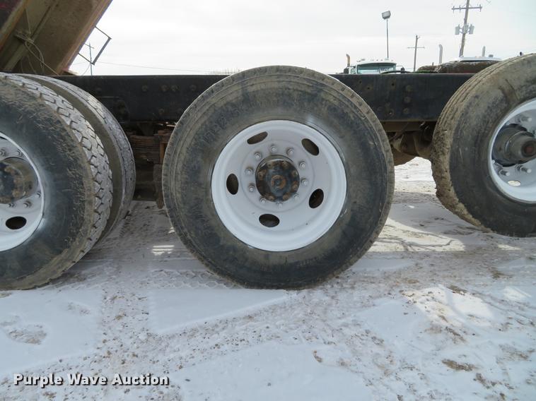 image for item DG3820 2000 Sterling LT9500 dump truck