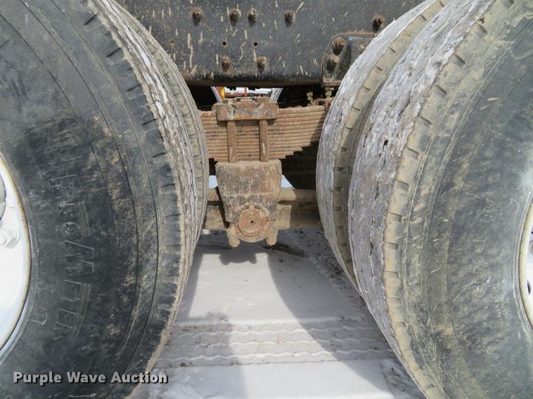 image for item DG3820 2000 Sterling LT9500 dump truck