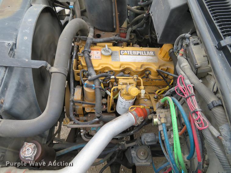 image for item DG3837 1998 GMC C7500 service truck with crane