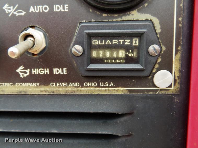 image for item DG3837 1998 GMC C7500 service truck with crane