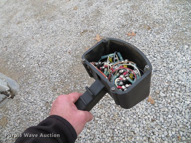 image for item DG3837 1998 GMC C7500 service truck with crane