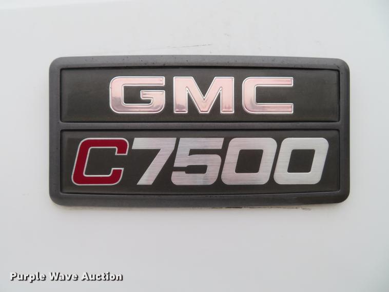 image for item DG3837 1998 GMC C7500 service truck with crane