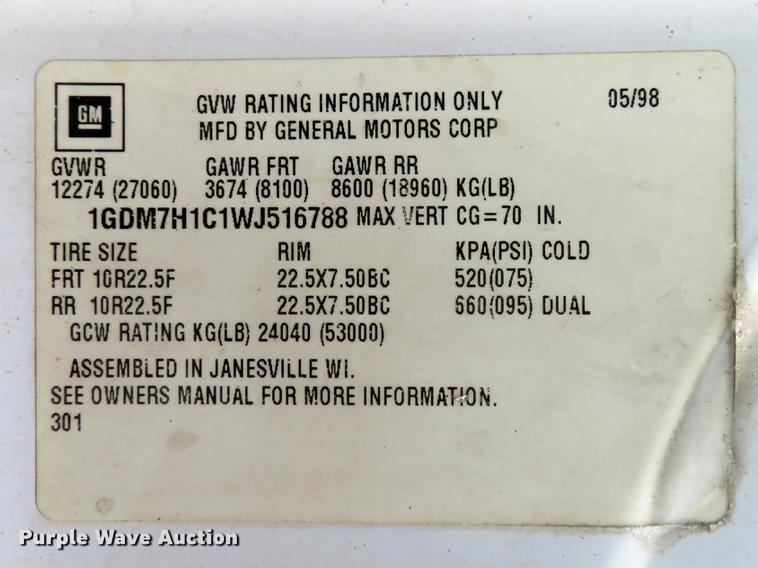 image for item DG3837 1998 GMC C7500 service truck with crane