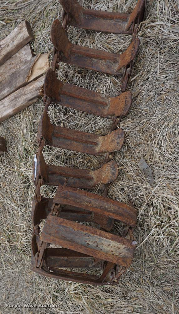 image for item DI9335 Loegring skid steer tracks