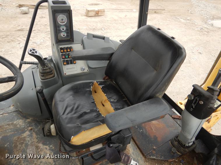 image for item DK9848 2007 Komatsu WB146-5 backhoe