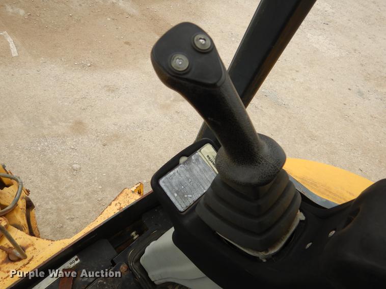 image for item DK9848 2007 Komatsu WB146-5 backhoe