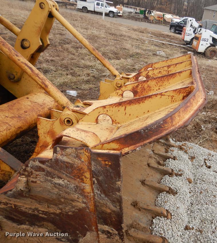 image for item DY9787 1978 Caterpillar 955L track loader