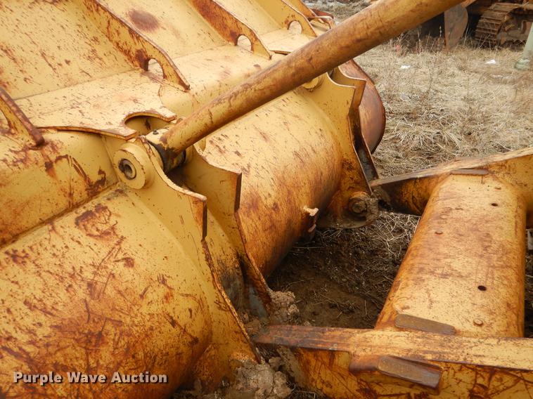 image for item DY9787 1978 Caterpillar 955L track loader