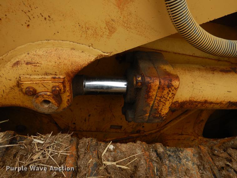 image for item DY9787 1978 Caterpillar 955L track loader